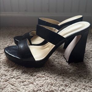 Jessica Simpson Black Heels Sleek Slip-On Design